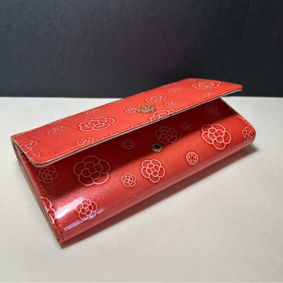 CLATHAS Argo Flap Cowhide Leather Long Coral Wallet, Camellia Flowers, Japanese - Picture 15 of 15